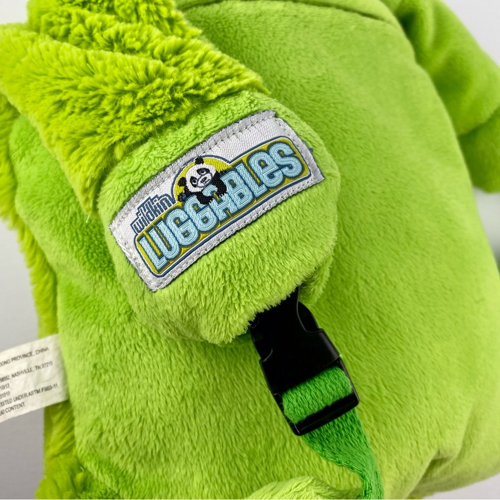 Wildkin Luggables frog backpack plush, 15" wearable stuffed frog with pocket - Picture 4 of 10
